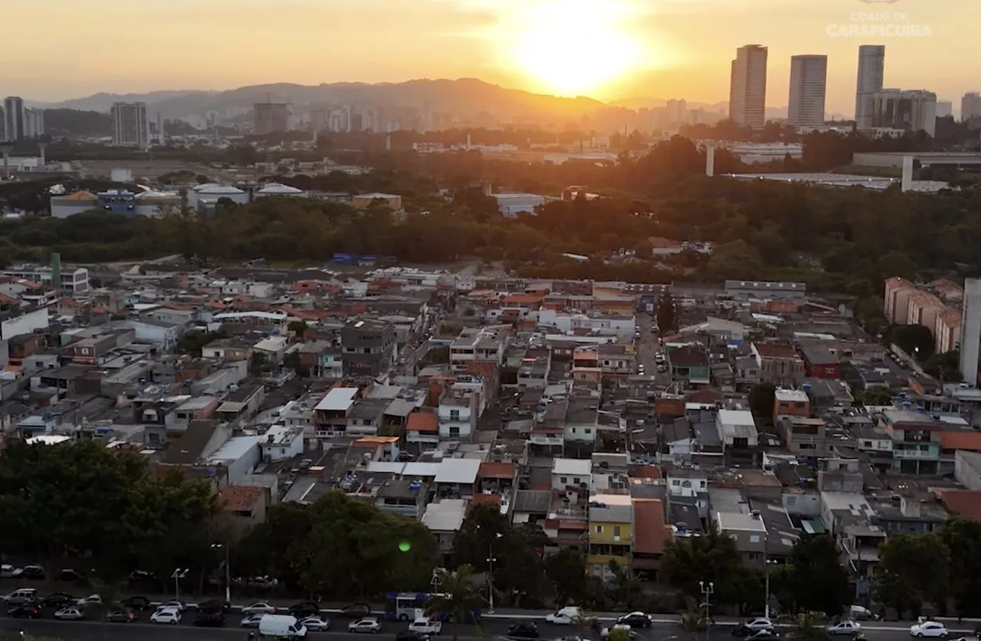 Você já sabe o que abre e fecha em Carapicuíba no feriado de Tiradentes? Veja o que funciona e o que pode te pegar de surpresa
