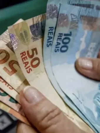 Governo prepara nova fase do Desenrola com uso do FGTS