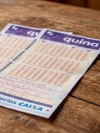 Sorteio da quina de hoje AO VIVO; veja números sorteados 22/04