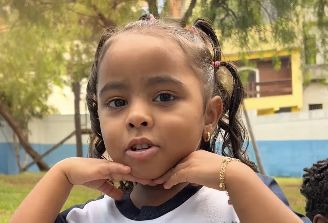 Carapicuíba recebe reconhecimento nacional por ações de identidade racial nas escolas