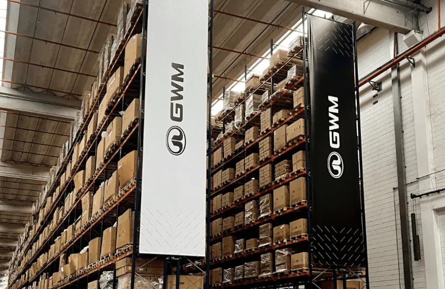 A GWM resolveu um dos maiores pesadelos de quem tem carro: falta de peça. Hoje, a marca diz ter 98% de disponibilidade no Brasil, acima da média do setor