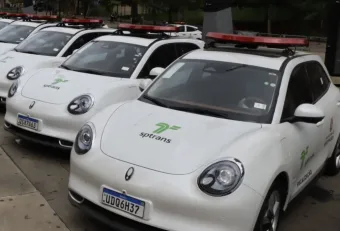 Saiba por que a SPTrans adotou carros elétricos para fiscalização e como funciona o novo modelo nas ruas