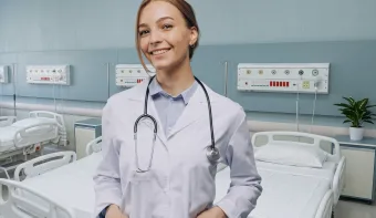 Concurso público em Santana de Parnaíba abre vagas para médicos e plantonistas; veja o edital