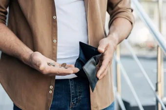 Endividamento das famílias brasileiras atinge recorde de 49,9%