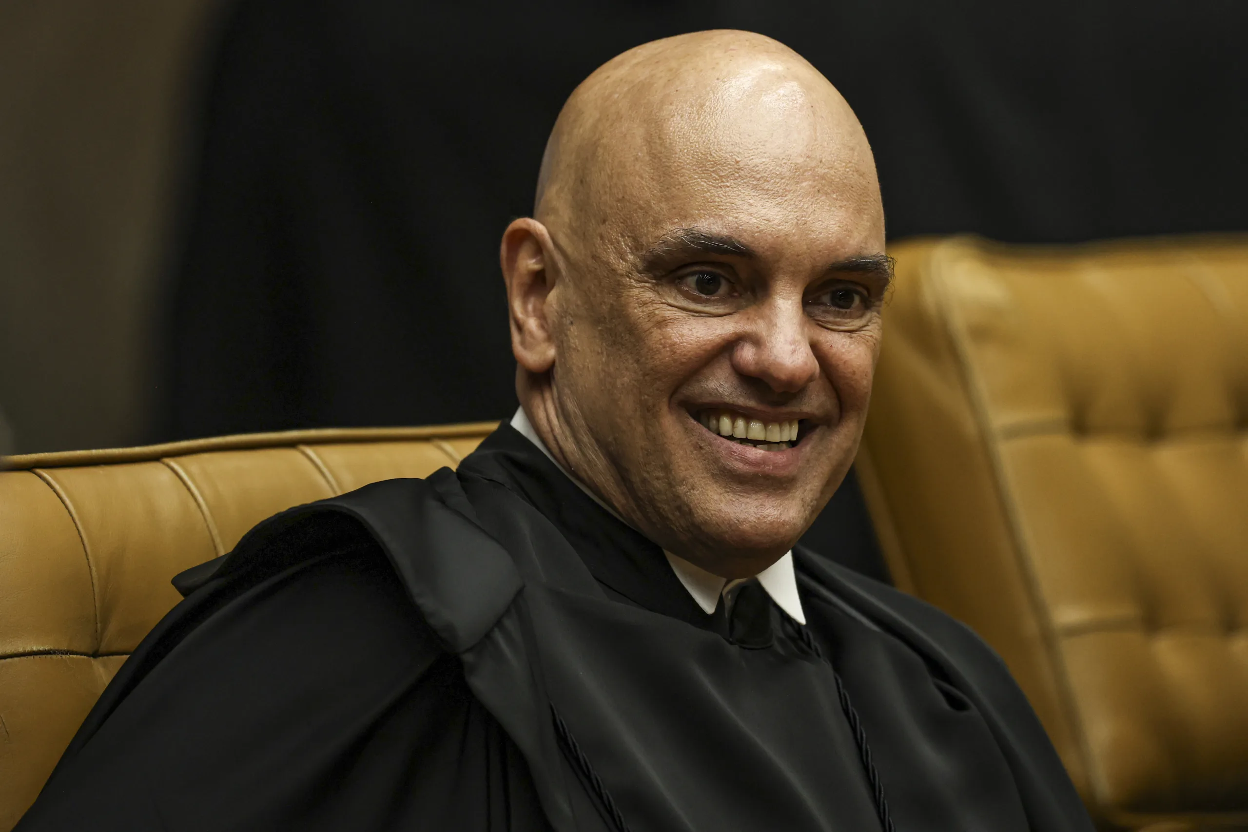 Moraes trava nova lei da Dosimetria que poderia reduzir penas do 8 de Janeiro e decisão atinge Bolsonaro diretamente