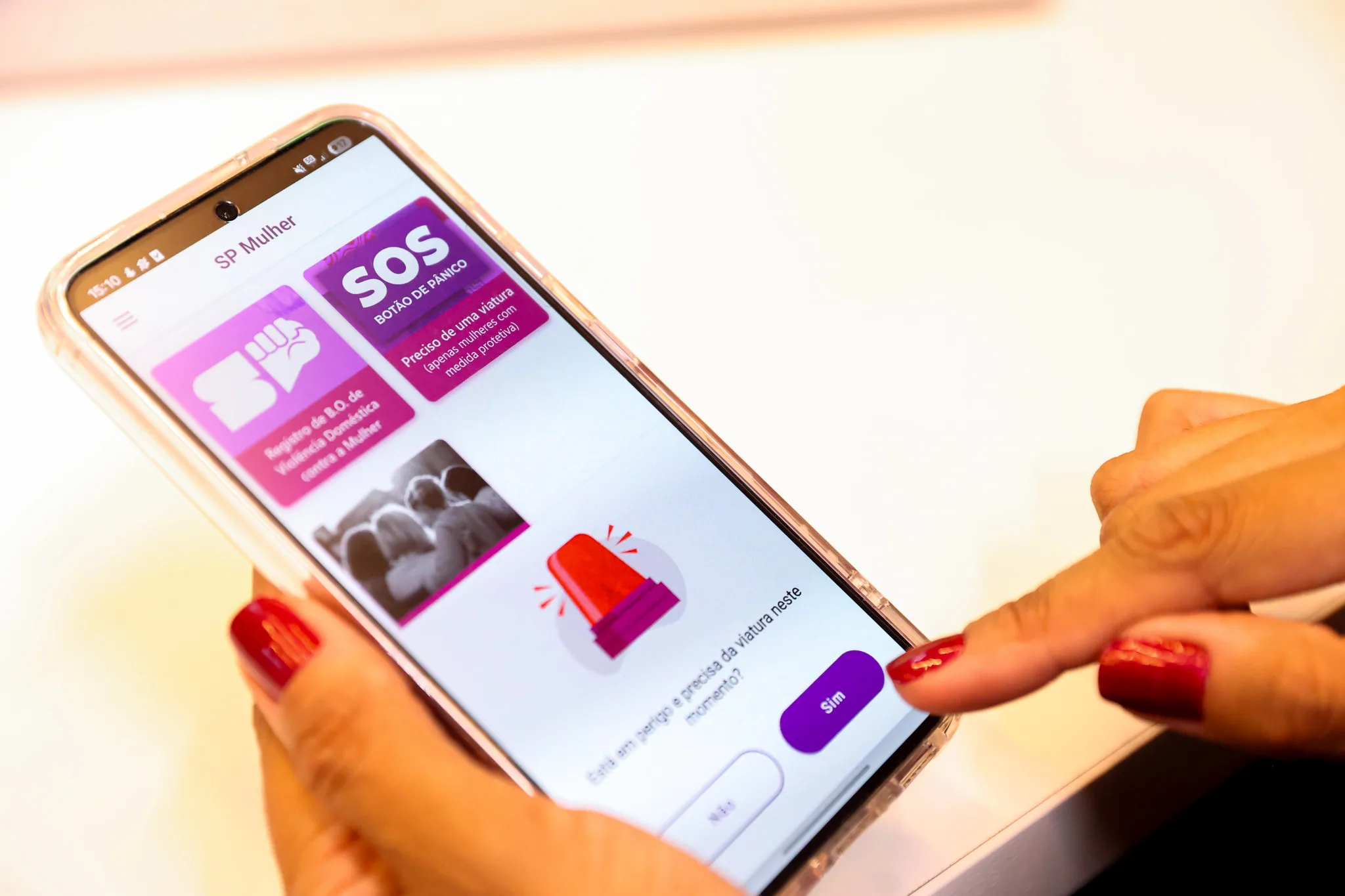App de proteção para mulheres em SP ganhou função que pode mudar atendimento em casos de emergência; Veja como baixar e usar o ‘SP Mulher Segura’