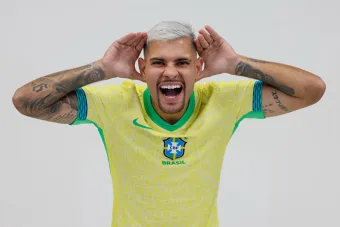 Bruno Guimarães: jogador saiu do banco em 2022 e agora chega à Copa como cérebro do meio-campo de Ancelotti