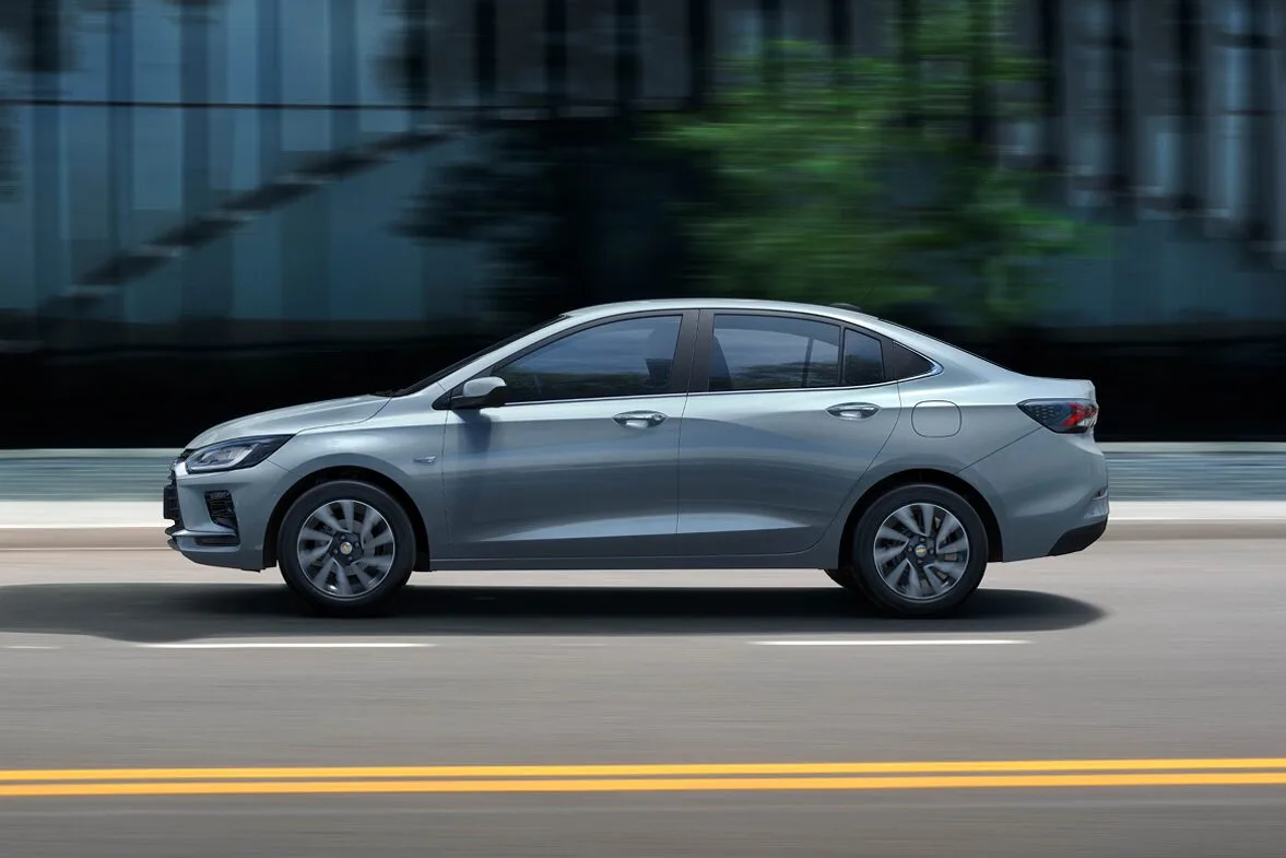 Chevrolet Onix Plus 2026 com desconto: entenda por que o sedan caiu até R$ 19,5 mil nas concessionárias