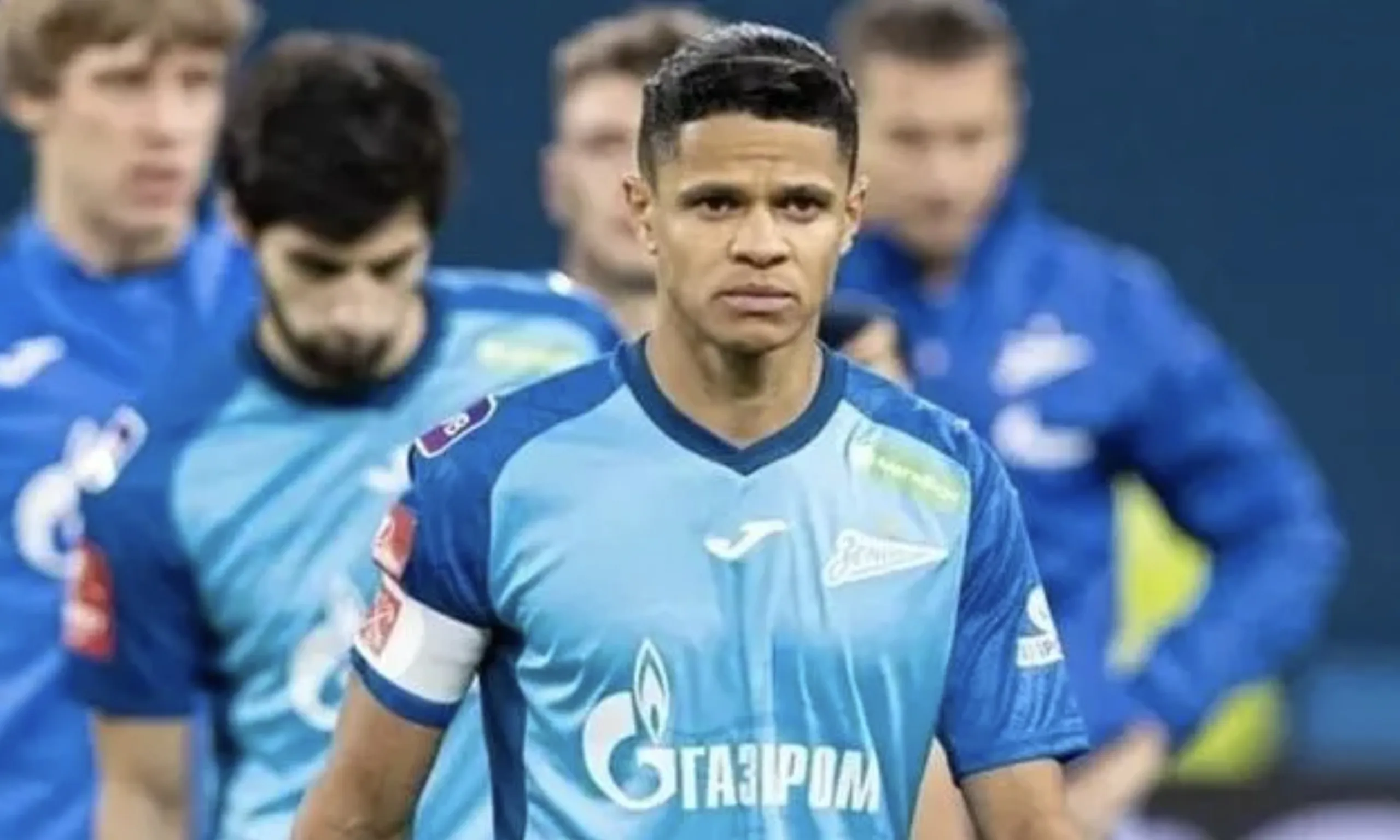 Douglas Santos na Seleção Brasileira: jogador sumiu do radar da torcida, voltou na reta final e agora está na Copa de 2026 com Ancelotti