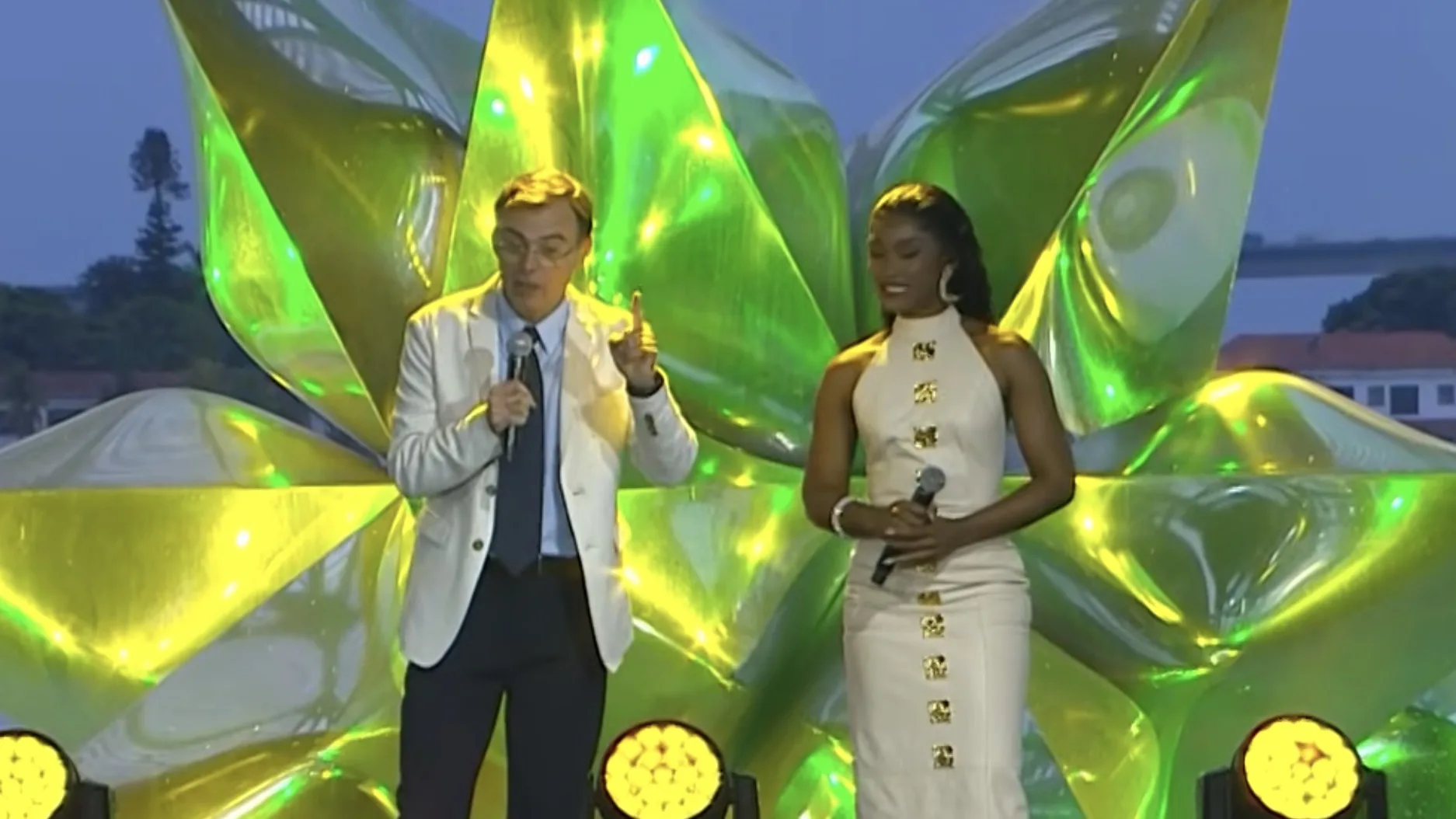 Erika Januza e Tino Marcos abrem evento da convocação da Seleção Brasileira para Copa do Mundo 2026; Veja o vídeo