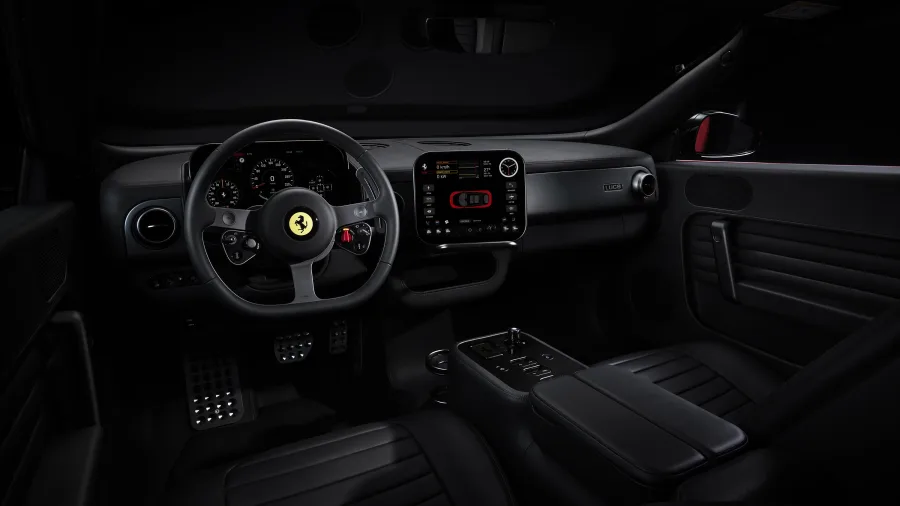 Novo Ferrari Luce foi criado com Jony Ive, ex-Apple. Design diferente irritou fãs antigos e virou debate entre apaixonados.