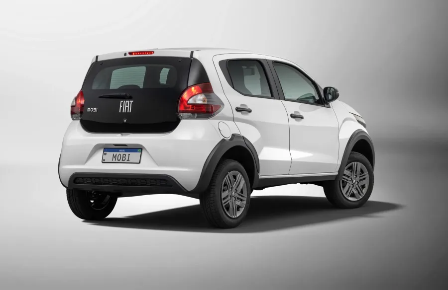 O Fiat Mobi passou a custar R$ 70.790 após desconto de R$ 12 mil e assumiu a posição de carro zero mais barato do Brasil. A estratégia da Fiat amplia a disputa entre modelos populares.