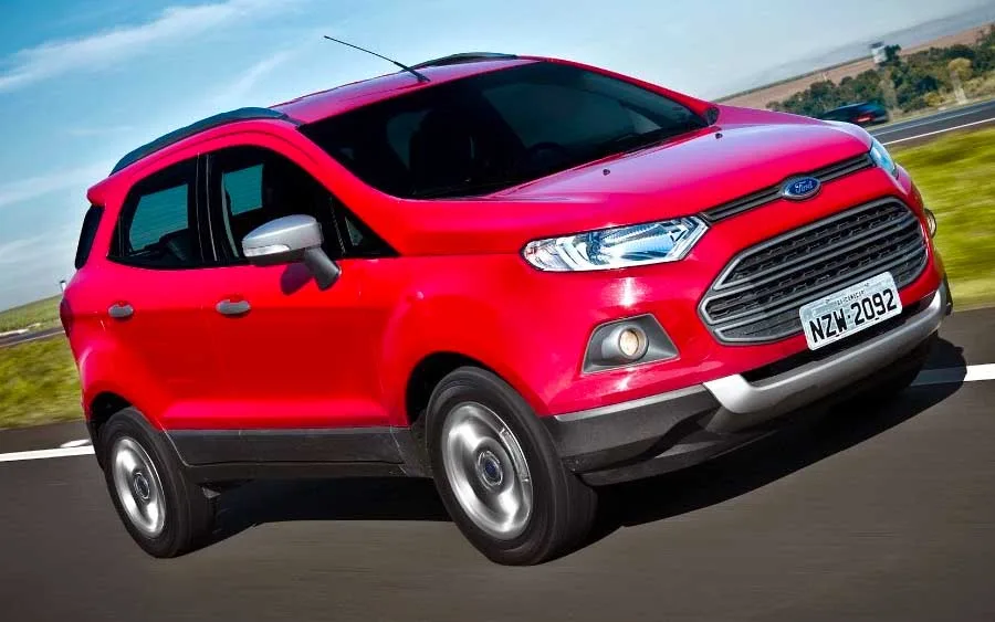 EcoSport 2013 é SUV compacto ideal para uso urbano e viagens curtas, atende família pequena e quem busca altura. Vale como usado acessível hoje.