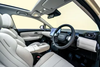 GAC Aion UT chega em junho com versões Premium e Elite, pacote ADAS e preço esperado perto de R$ 150 mil para disputar com BYD Dolphin e Geely EX2