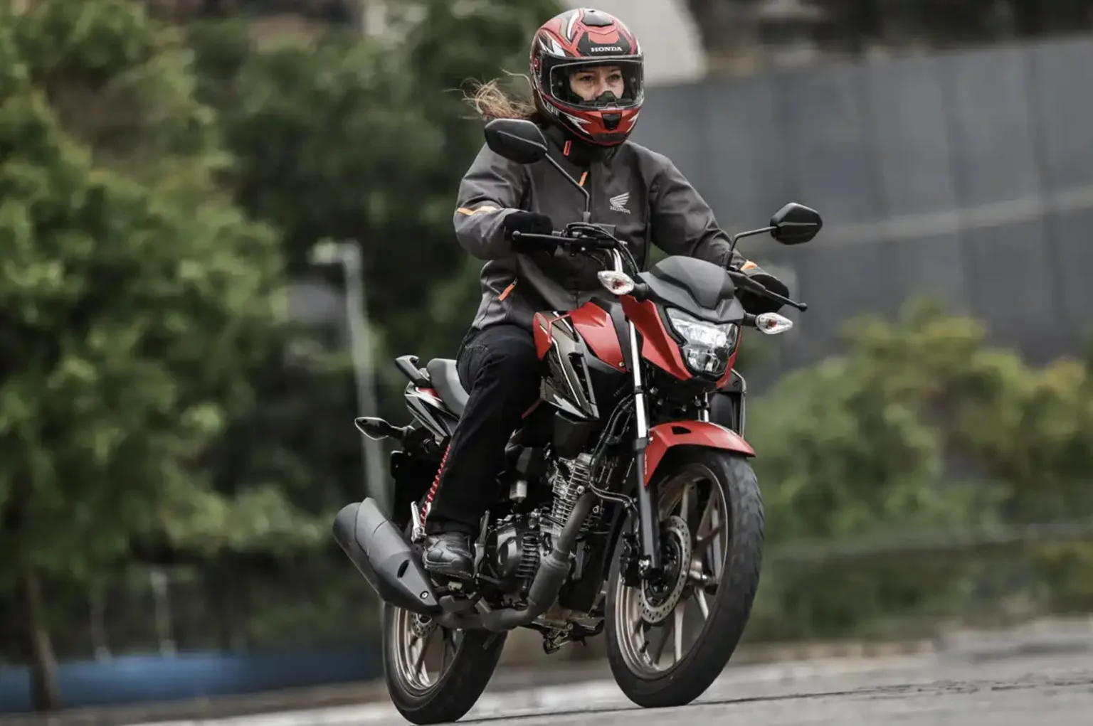 Honda CG 160 é destaque: Confira a lista das motos mais vendidas no Brasil em abril de 2026