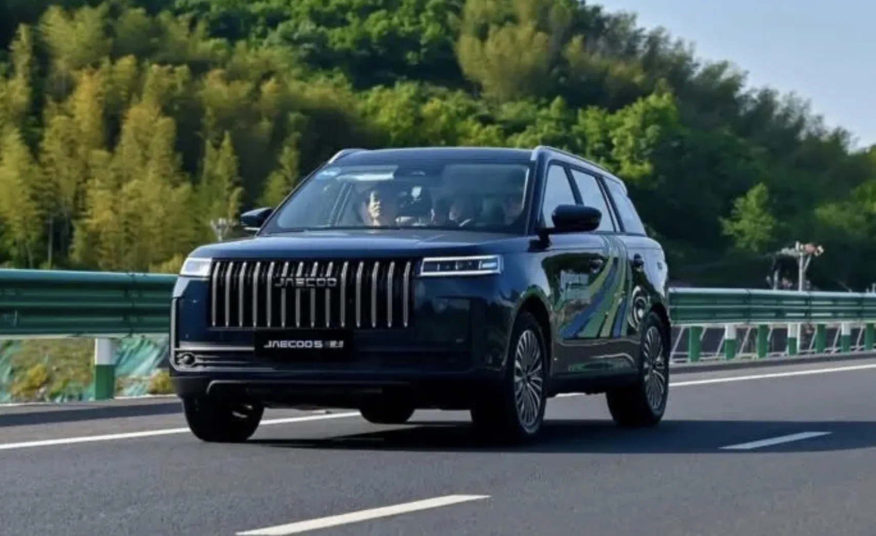 Jaecoo 5: SUV chinês faz quase 30 km/l e pode chegar ao Brasil mais barato que rivais famosos