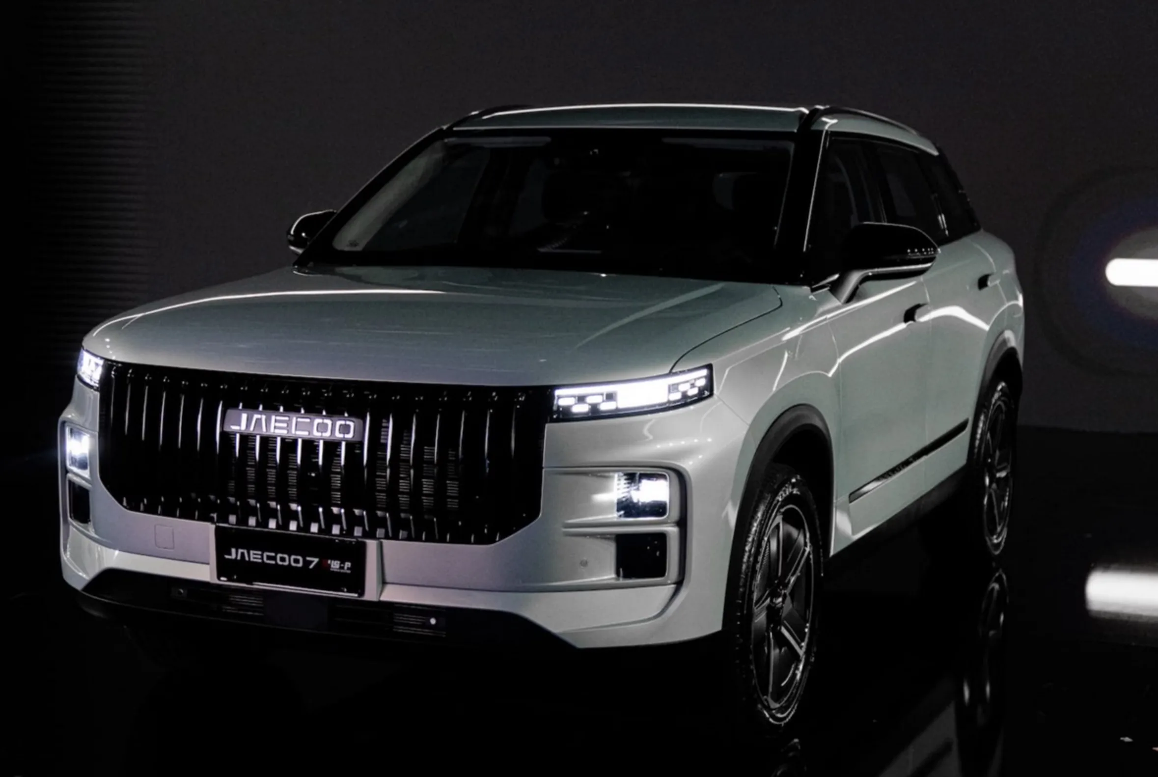 Jaecoo 7 Elite chega por R$ 179.990 e acirra disputa entre SUVs híbridos no Brasil