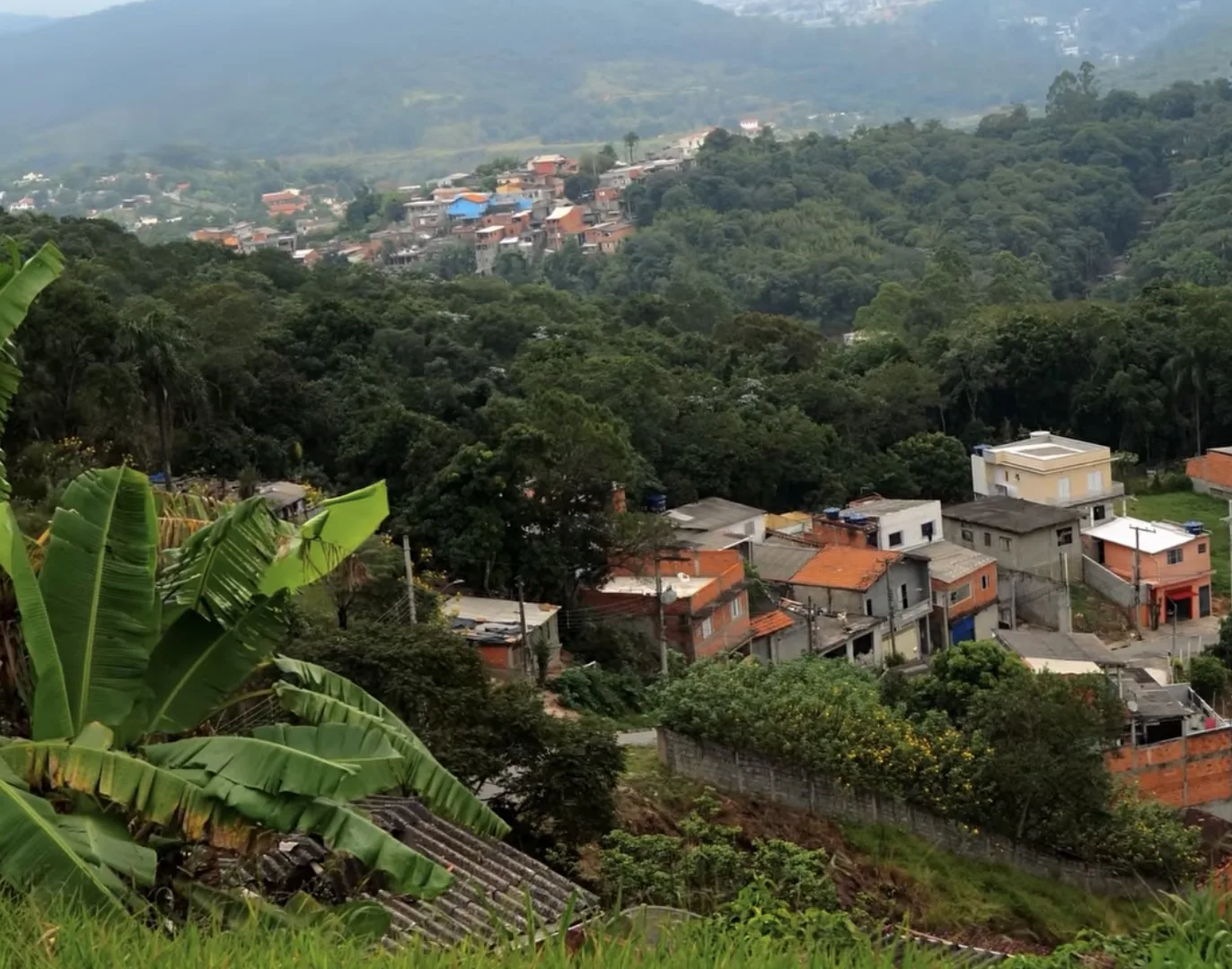 Rompimento de reservatório em Mairiporã: Defesa Civil mantém vistorias em área afetada no Jardim Neri