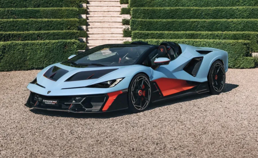 Lamborghini apresentou o Fenomeno Roadster, conversível híbrido de 1.080 cv com motor V12 e produção limitada a apenas 15 unidades