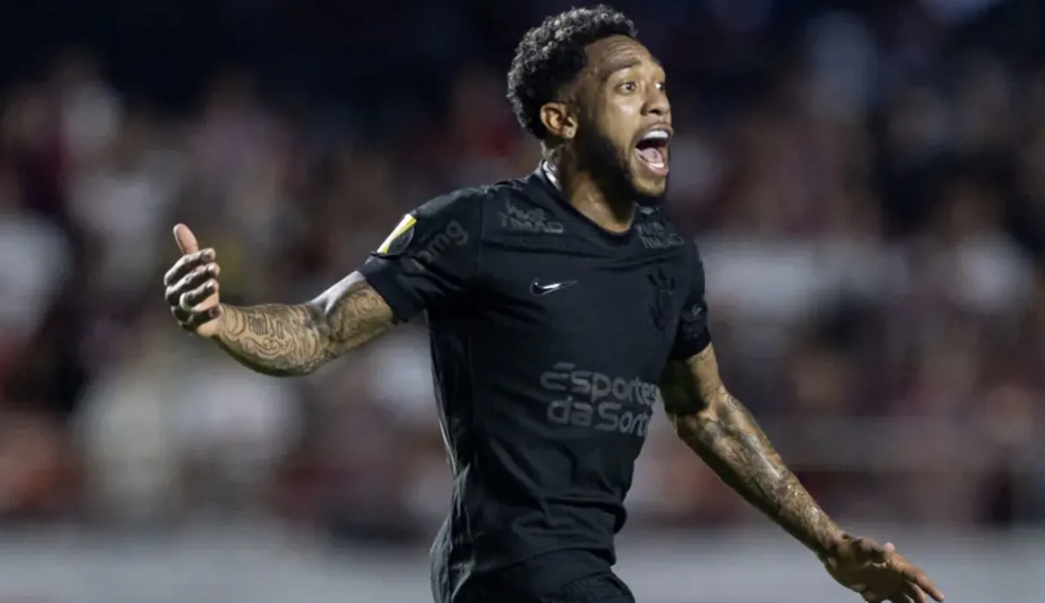 Corinthians leva punição da Fifa por compra de Martínez e dívida milionária pode travar reforços até 2027; veja o tamanho da crise e saiba o que é Transfer Ban
