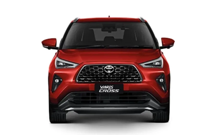 Toyota Yaris Cross chega ao Brasil com proposta direta: gastar menos combustível no dia a dia e enfrentar SUVs compactos já consolidados no mercado.