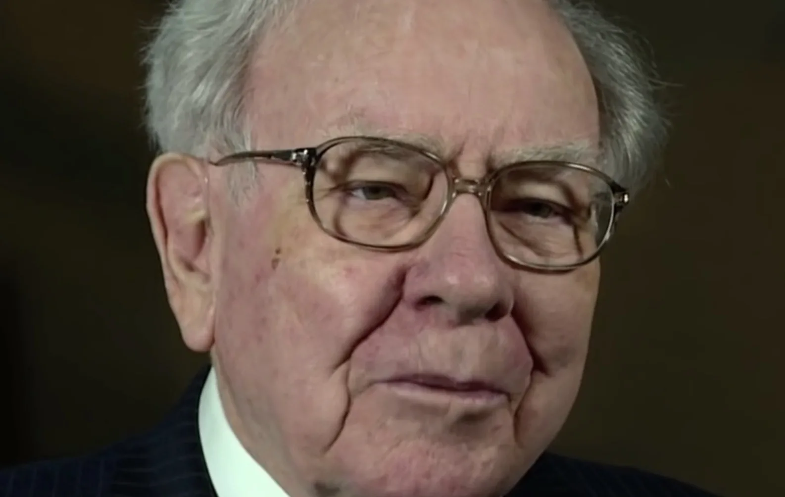 Warren Buffett compara mercado a cassino e aponta excesso de apostas