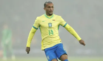 Wesley vai voltar ao Flamengo? Lateral abre o jogo após sucesso na Roma e fala o que torcida queria ouvir