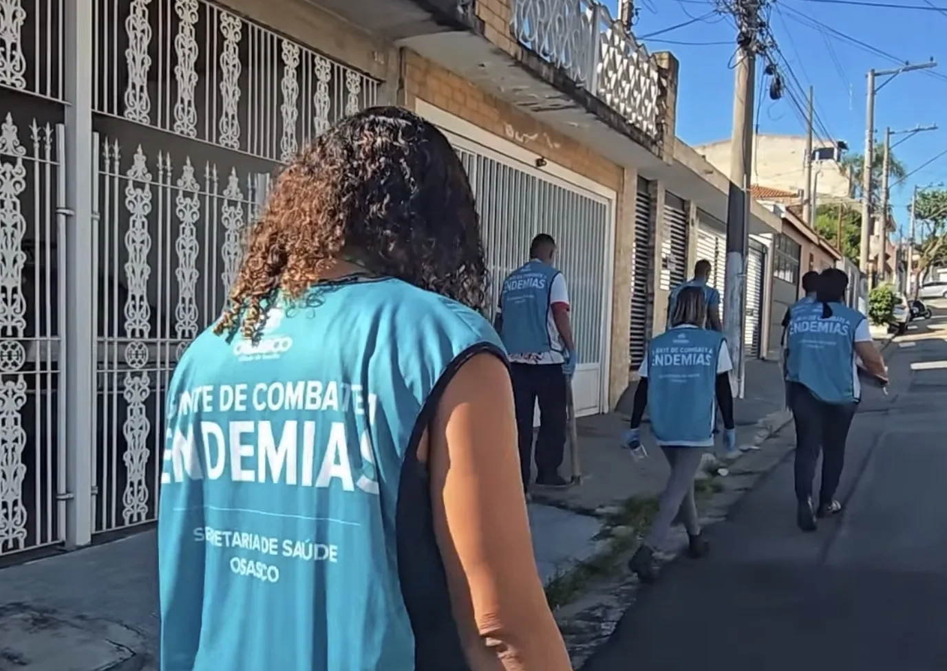 Entenda como funciona o trabalho dos agentes de endemias que visitam milhares de imóveis em Osasco