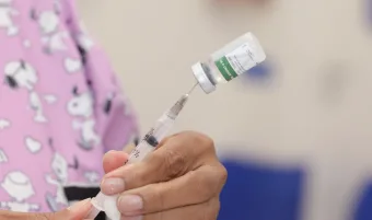 Vacinação contra dengue em Jundiaí: nova etapa amplia público, mas com estoque restrito