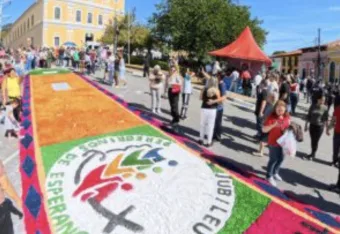 Corpus Christi em Santana de Parnaíba terá um dos maiores tapetes de serragem do Brasil e programação o dia inteiro