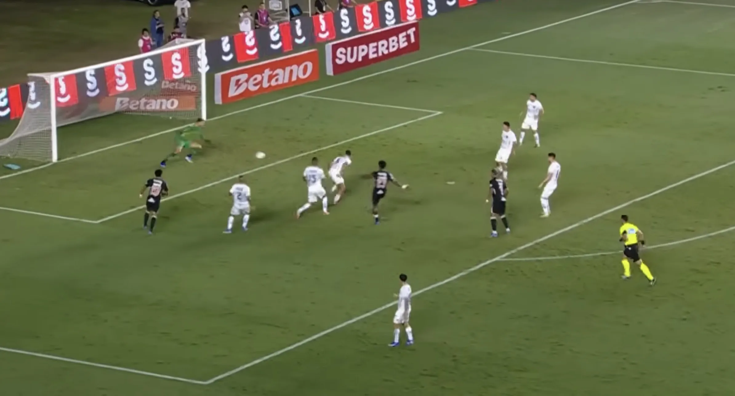 Vasco da Gama x Paysandu Melhores Momentos (13/05/2026): Cruzmaltino levou susto do Papão e a classificação virou tensão em São Januário