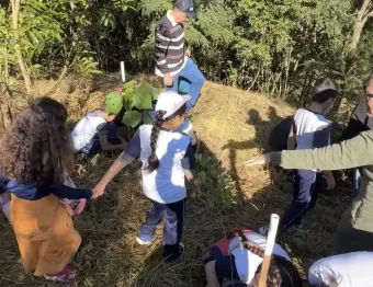 Como estudantes de Jundiaí transformaram um projeto escolar em ação ambiental no Parque Espelho D’Água