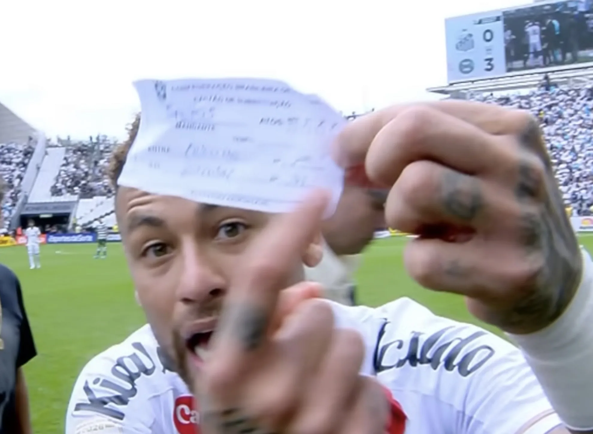 Santos FC x Coritiba: entenda por que Neymar não conseguiu voltar ao campo após erro