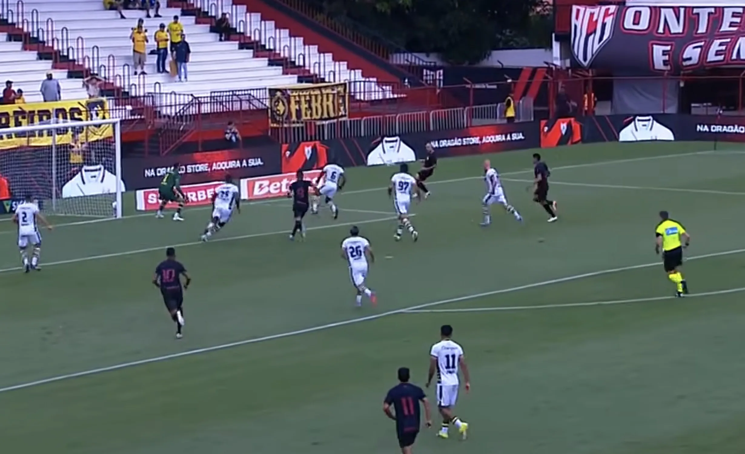 Atlético-GO x São Bernardo Melhores Momentos (24/05/2026): Bernô cala o Dragão fora de casa e goleiro vira muralha em vitória que mantém liderança