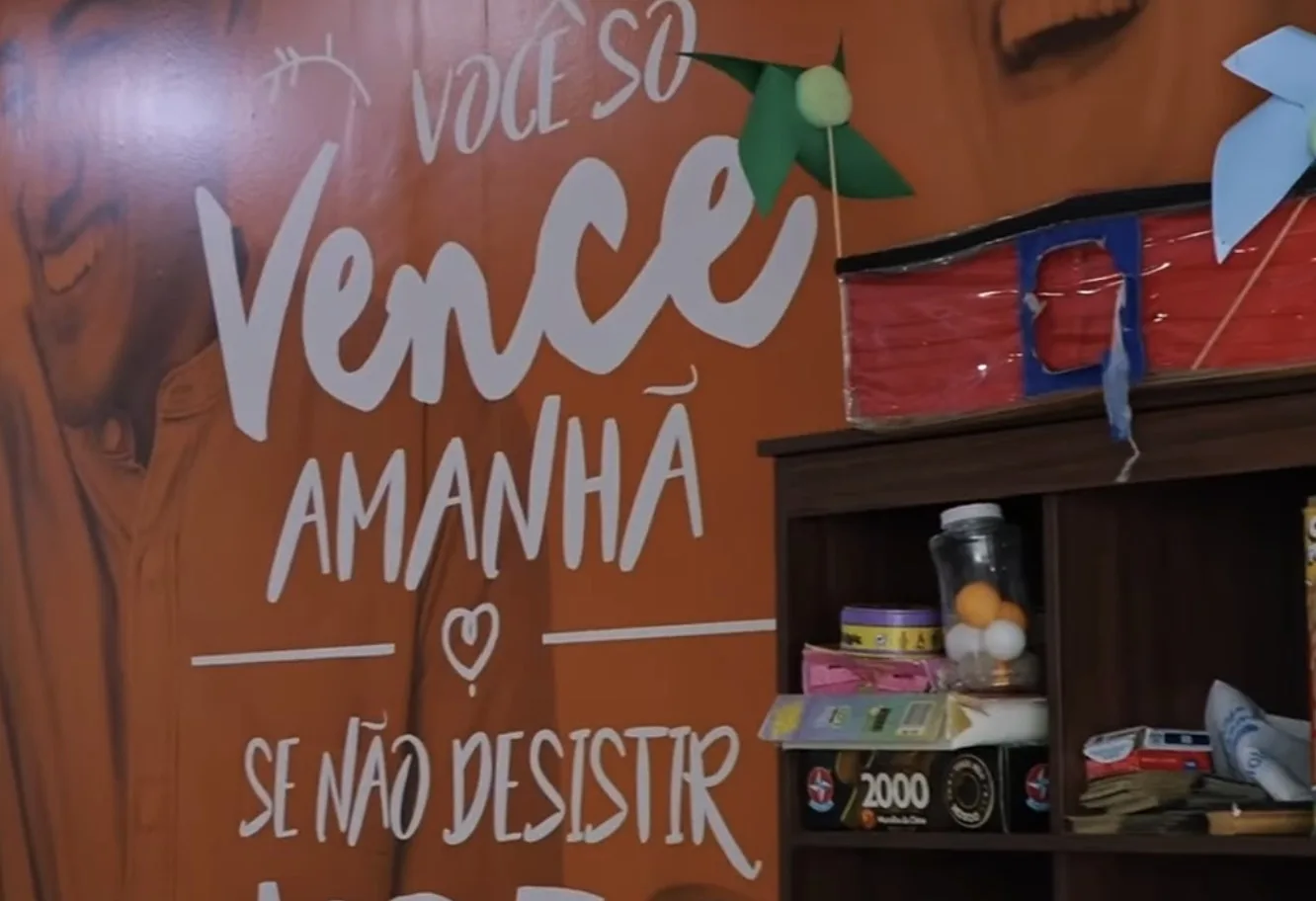 CAPS de Itapevi virou alvo de críticas após vídeo sobre atendimento “humanizado” e relatos expuseram filas e falta de profissionais