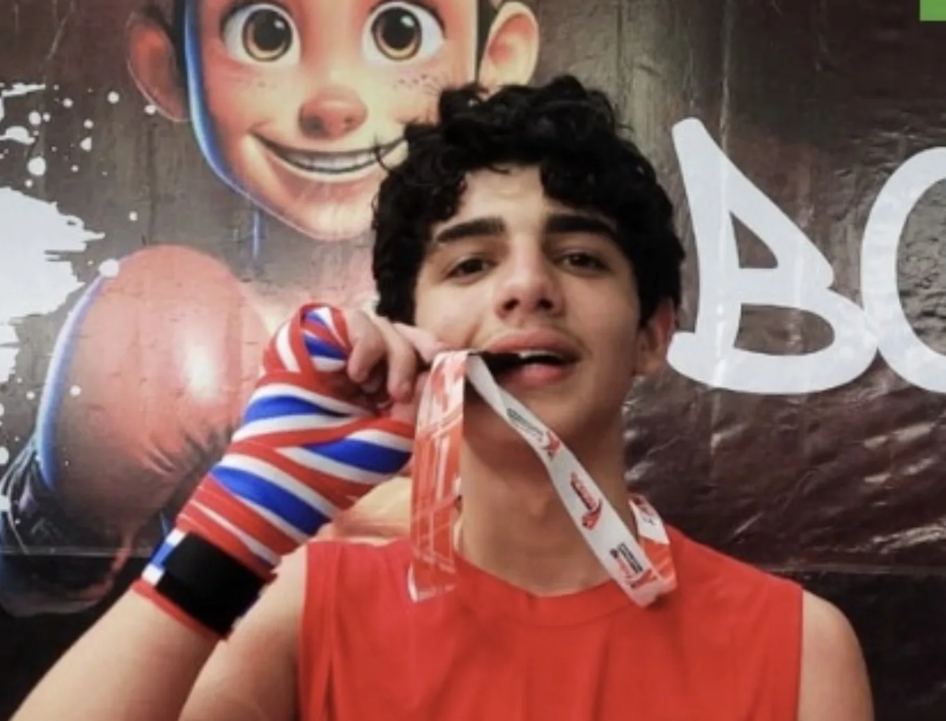 Atletas do projeto social de boxe de Francisco Morato conquistaram seis vitórias durante participação no Circuito Escolar em Mogi das Cruzes