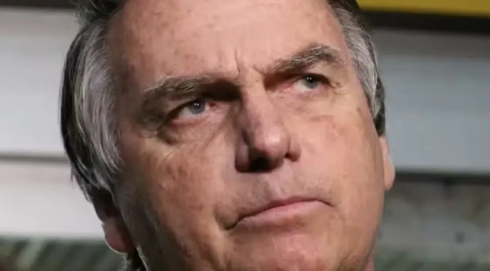 Jair Bolsonaro deve ter pena reduzida com nova lei; Alcolumbre promulga lei da dosimetria depois que Lula deixou prazo expirar