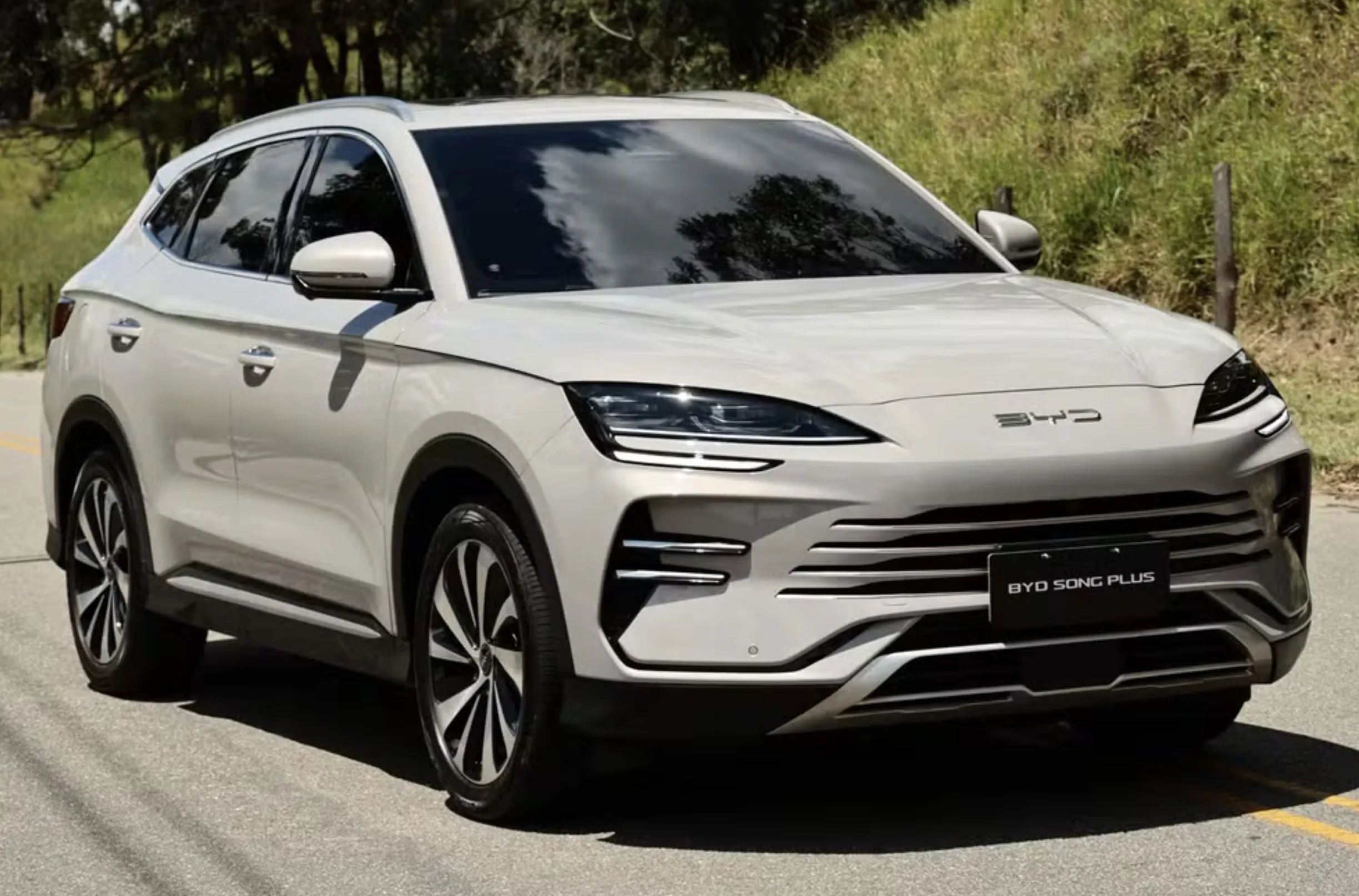 BYD muda garantia no Brasil, cria teto de quilometragem e altera cobertura de bateria e multimídia