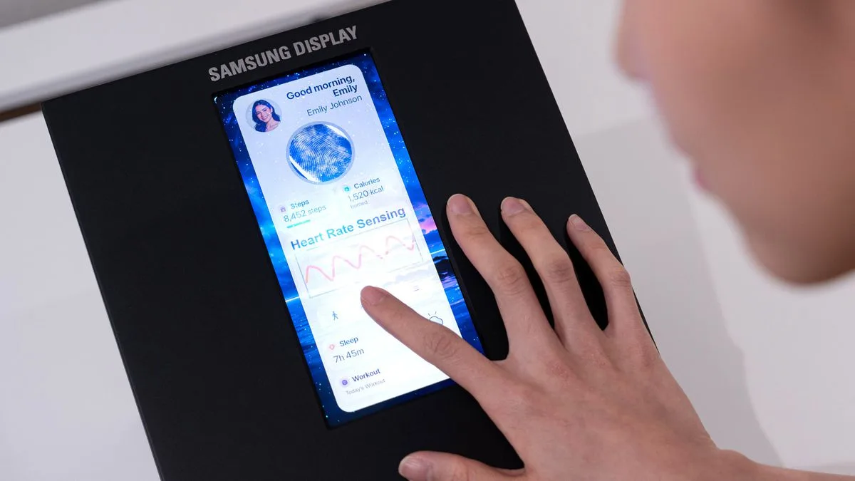 Celular Samsung vai medir pressão e batimentos pelo dedo: Nova tela pode mudar como usamos os smartphones
