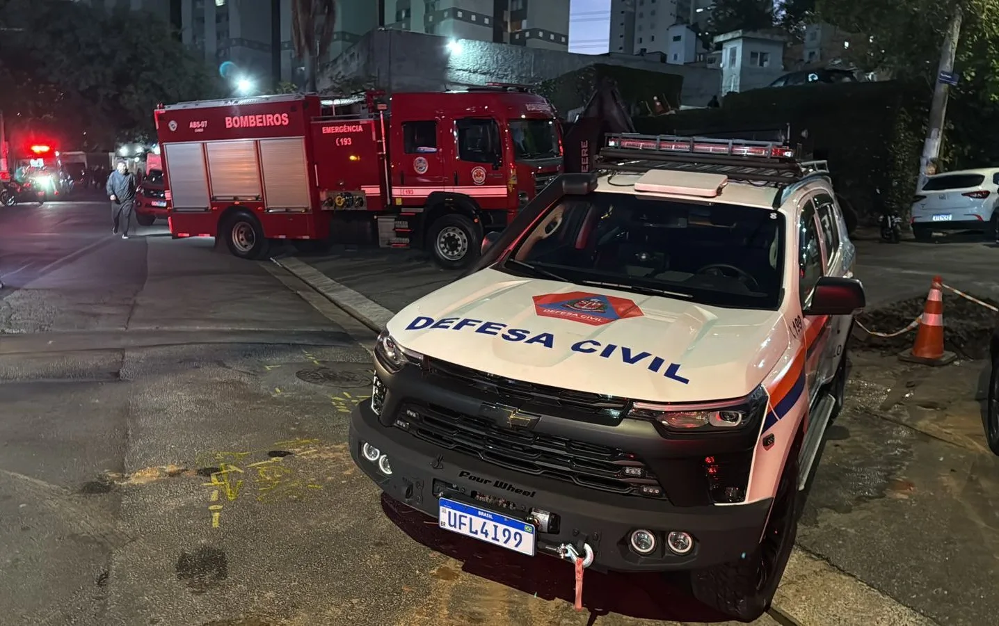 Explosão no Jaguaré deixou mortos, dezenas de imóveis interditados e agora governo promete indenização imediata às famílias