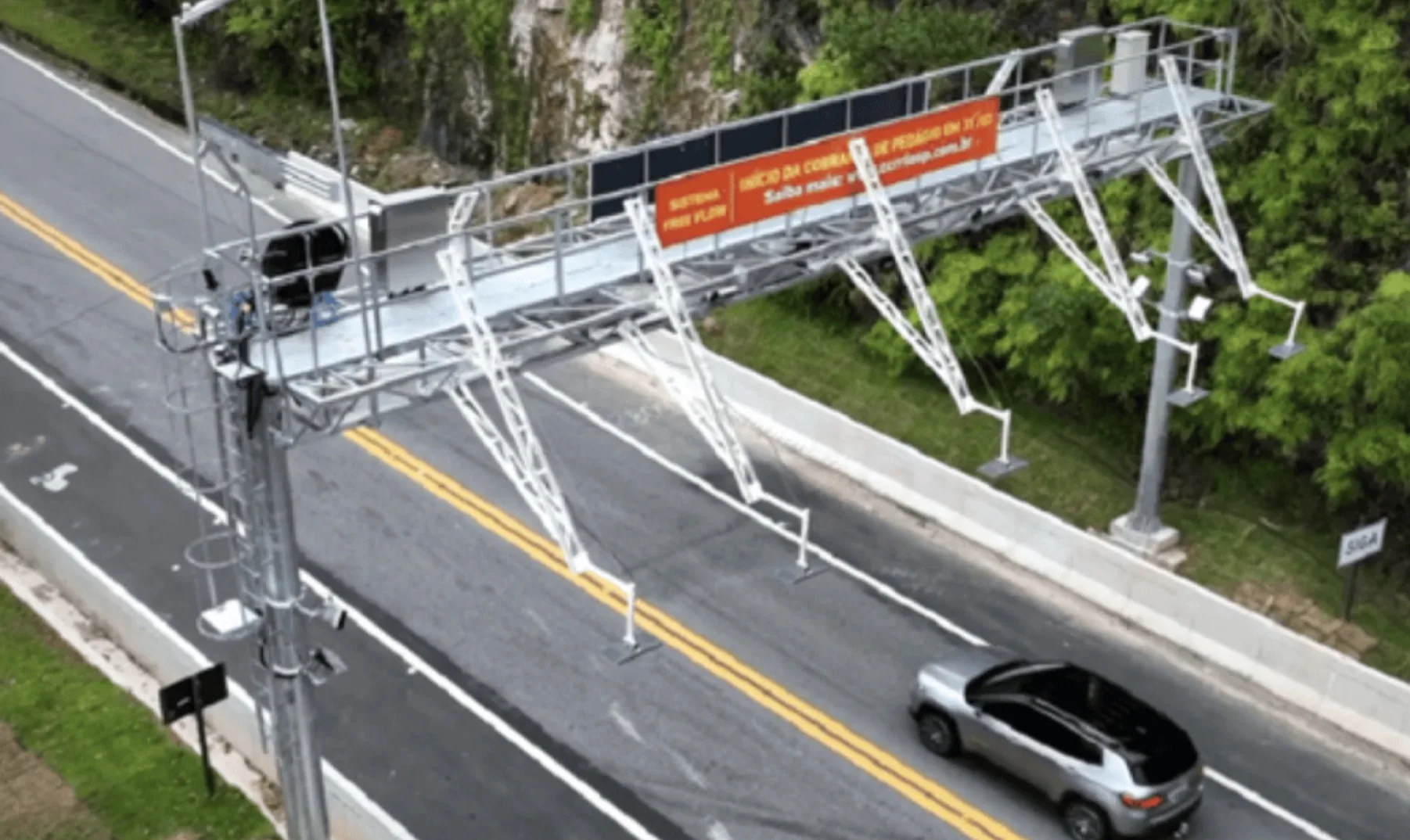 Governo suspende 3,4 milhões de multas do free flow e dá prazo de 200 dias para motoristas quitarem débitos