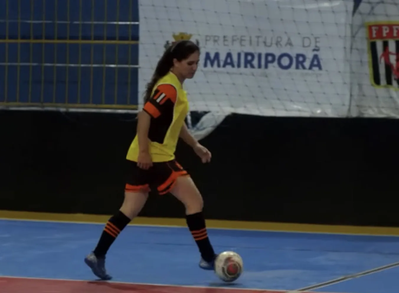 Como o futsal feminino em Mairiporã vem formando atletas e atraindo mais meninas para o esporte