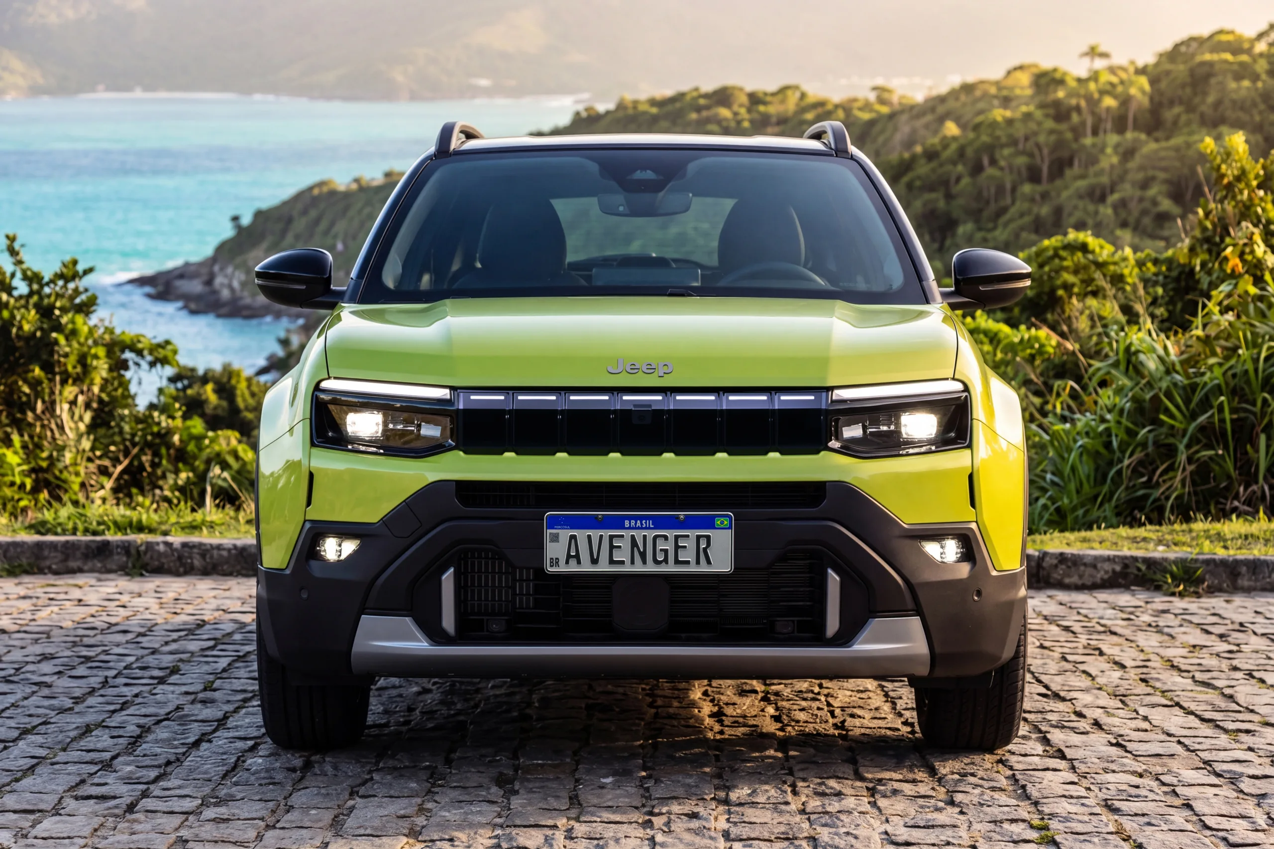 Jeep Avenger 2027: SUV híbrido terá IA, visual off-road e motor do Pulse