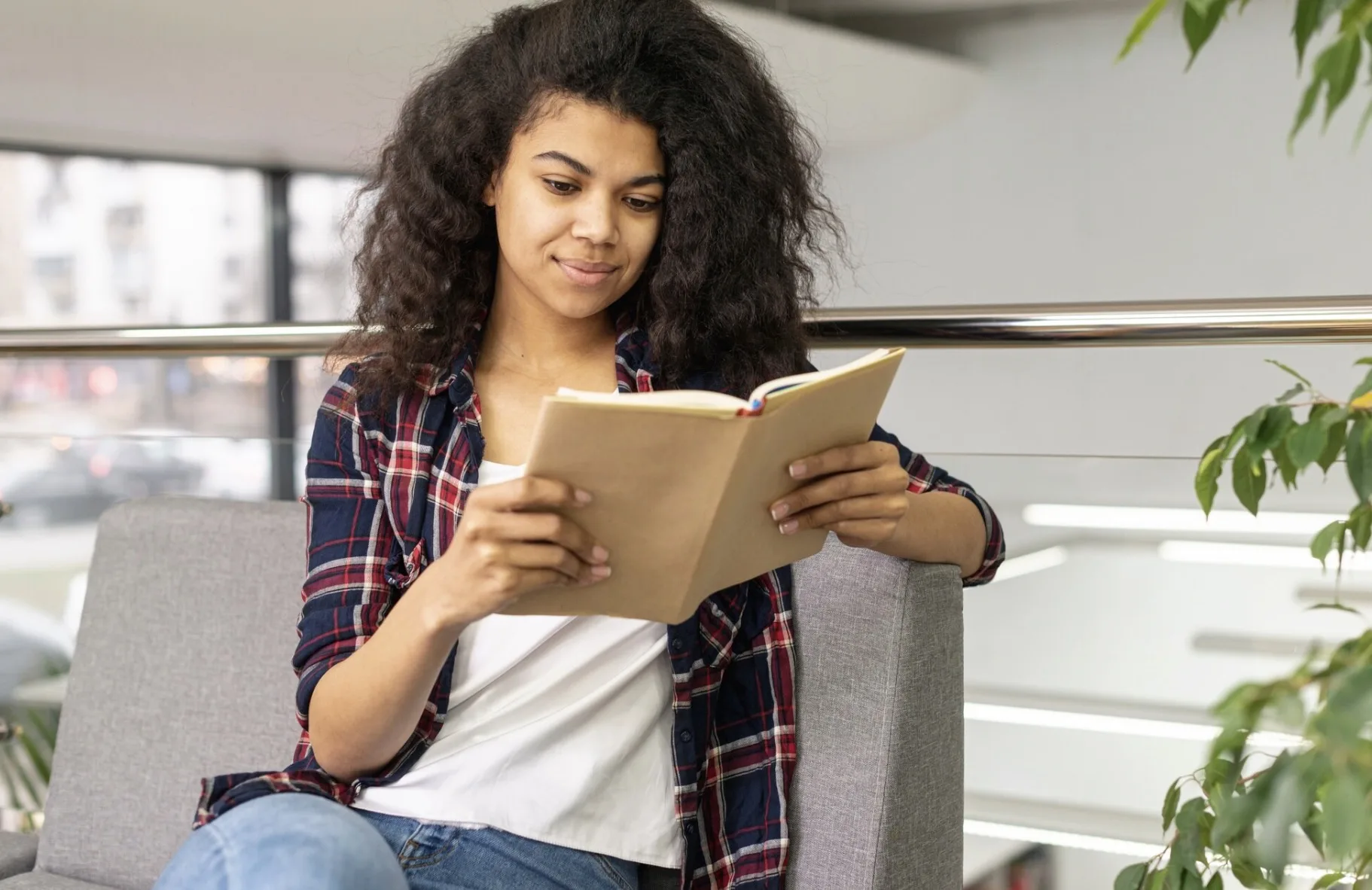Barueri abriu uma campanha para receber livros em bom estado e ampliar o acesso à leitura por meio de novas doações culturais
