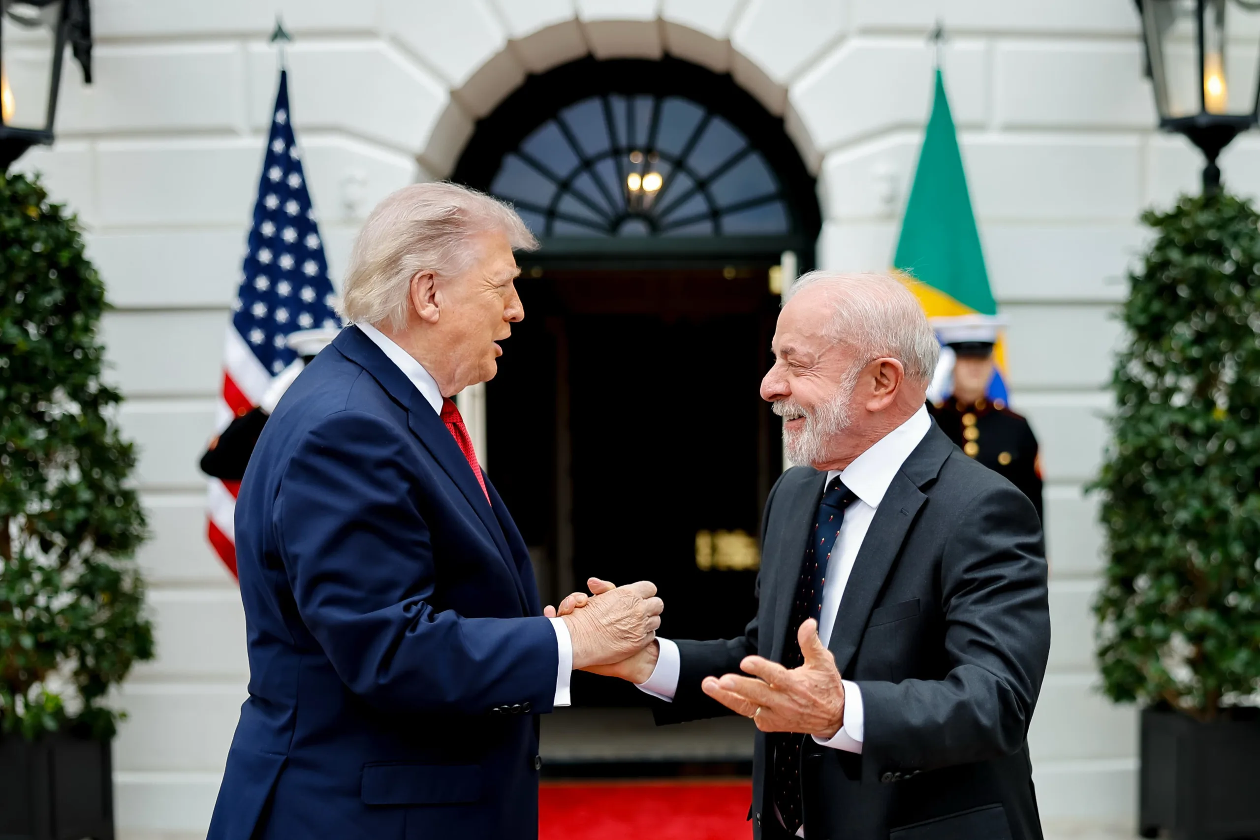 Trump elogiou Lula e cancelou coletiva: o que aconteceu nas 3 horas de reunião na Casa Branca