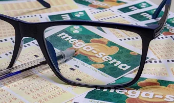 Mega-Sena 30 anos terá sorteio neste domingo (24); Prêmio do concurso 3010 chega a R$ 300 milhões