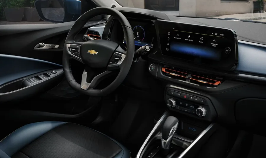Chevrolet derruba preço do Onix Plus em até R$ 26 mil para CNPJ e valor da versão topo chamou atenção