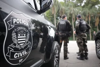 Golpe do falso advogado: polícia descobre esquema milionário com uso de voz clonada e falsas ações judiciais