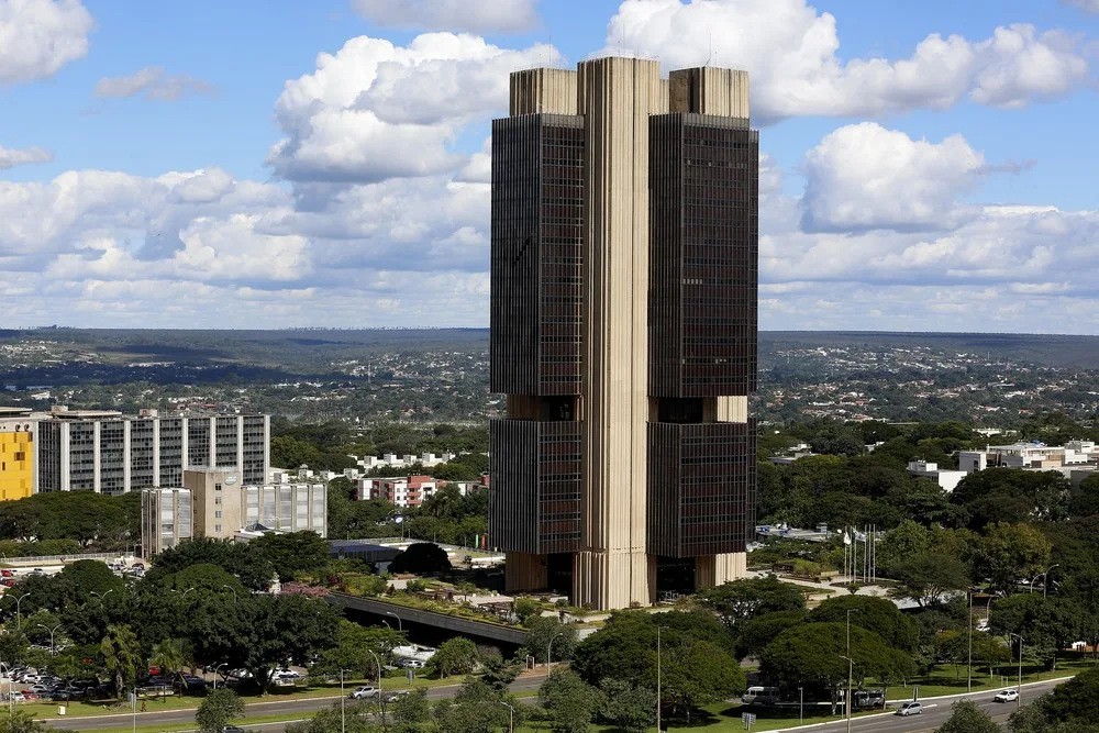 PIX será protegido pela Constituição? PEC que dá autonomia financeira ao BC é aprovada na CCJ do Senado
