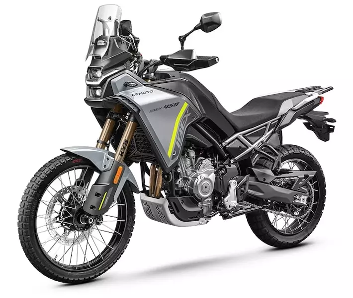 CFMOTO estreia no Brasil com a Ibex 450 e entra na disputa das motos trail de média cilindrada